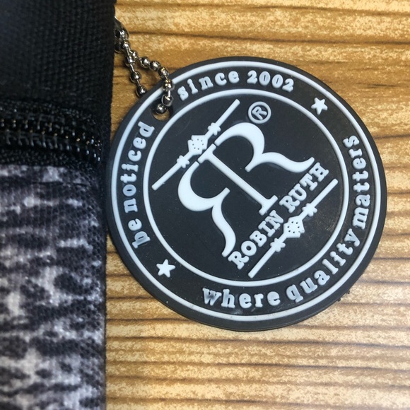 8 x 9” Robin Ruth London purse - Picture 5 of 5